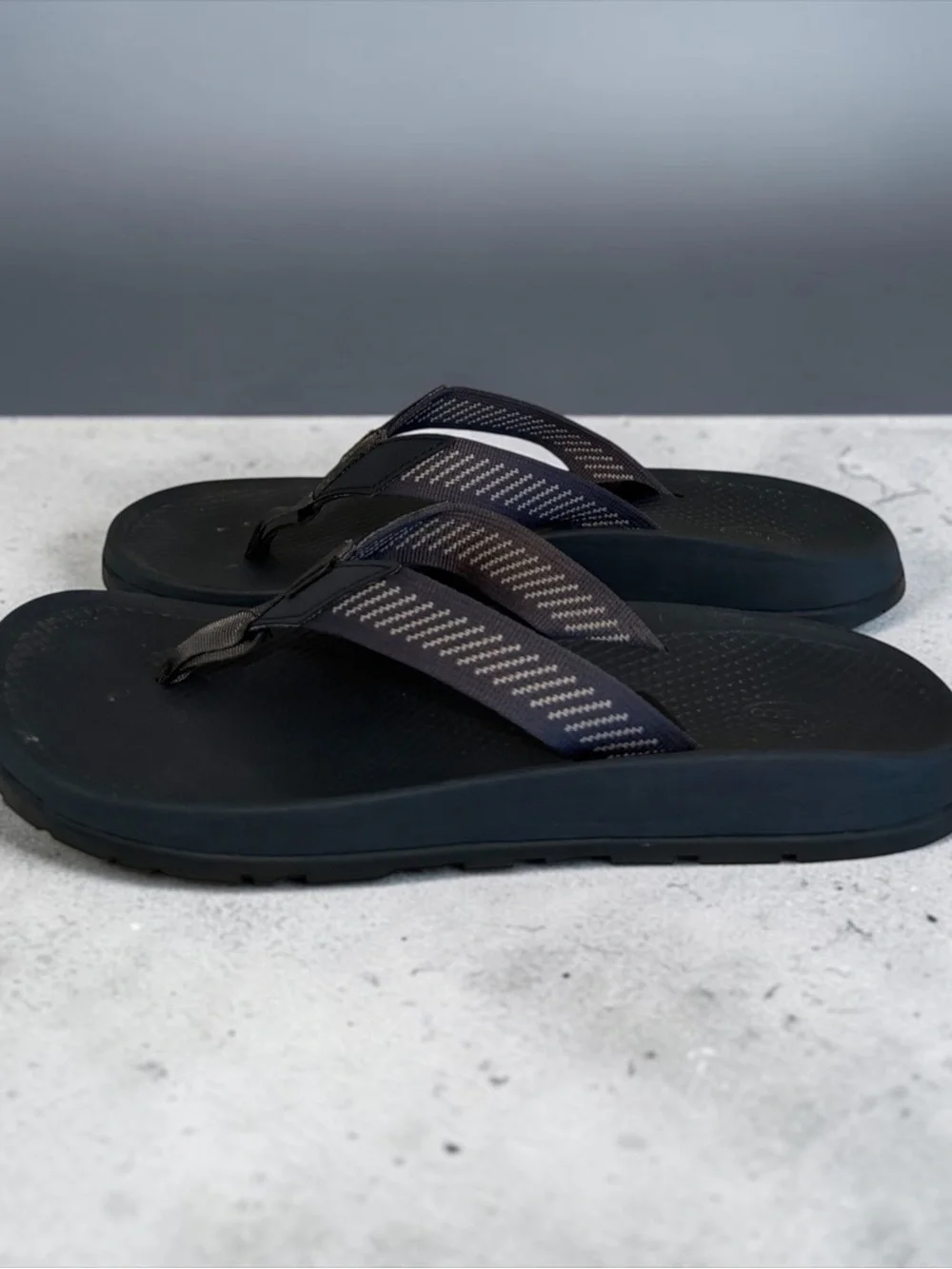 Chaco Men's Lowdown Flip Sandals - Navy / Storm Blue - Size 11 (JCH108327)
